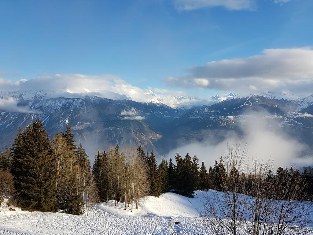 Appartement Clairiere Des Barzettes Avec Vue Magnifique Crans-Montana Buitenkant foto